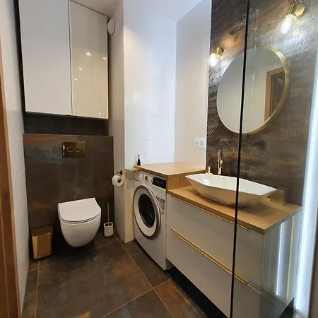 Chill Apartament Brzezno * גדנסק